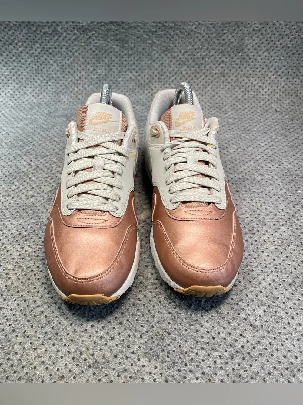 Nike Air Max 1 Ultra SE Metallic Toe Shoes Size 8 Womens